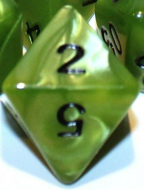 TLAMA games Hrací kostka osmistěnná perleťová Varianta: Žlutočerná d8 - obrázek 9