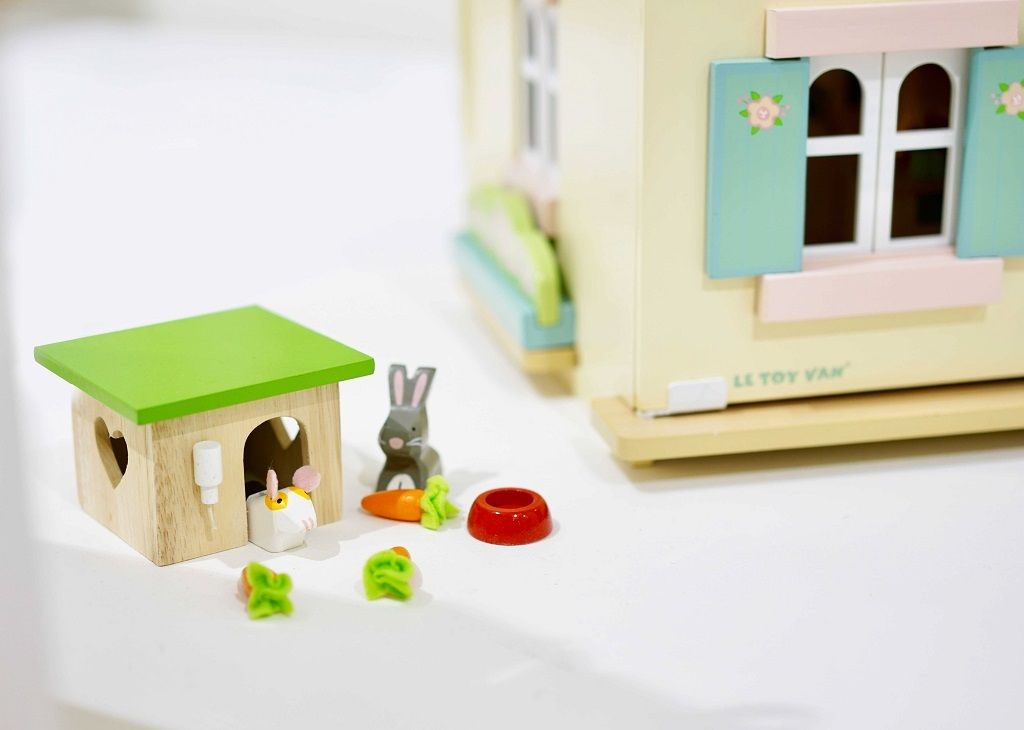 Nábytek pro panenky - Set pro morče a králíka (Le Toy Van) - obrázek 2