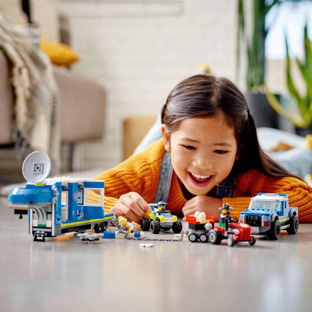 LEGO Mobilní velitelský vůz policie 60315 - obrázek 4