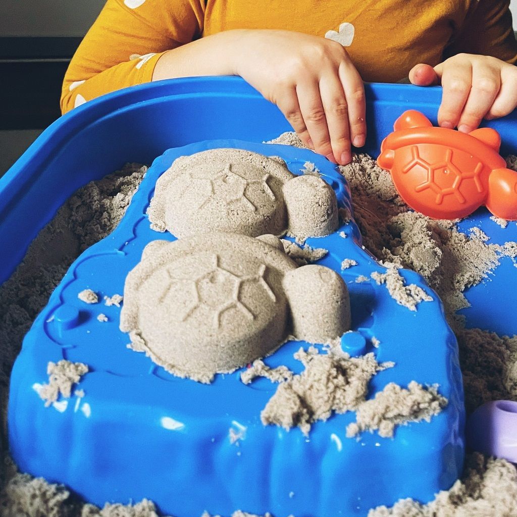 PETITEMARS PETITE&MARS Stolek hrací na vodu a písek Sandy Jack - obrázek 5