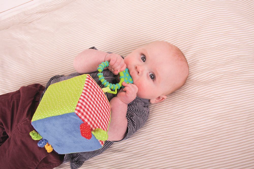 Bigjigs Toys Bigjigs Baby Textilní aktivní kostka - obrázek 4