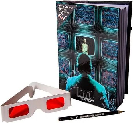Paladone Zápisník Stranger Things - Hawkins Lab, s tužkou a brýlemi A5 - obrázek 1