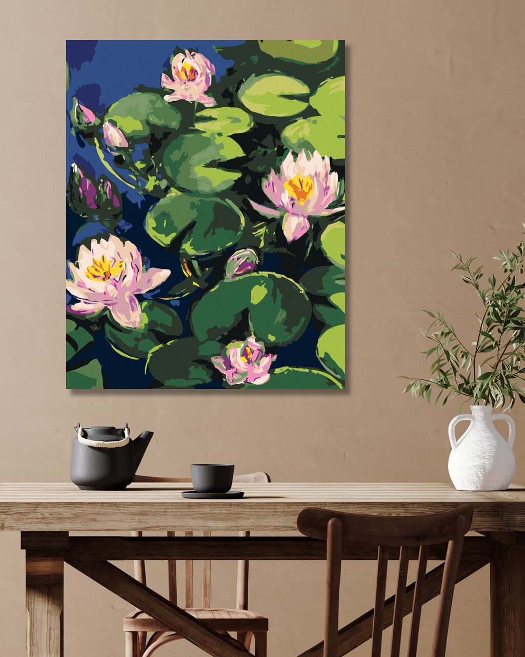 zuty Malování podle čísel - LEKNÍNY V ZAHRADNÍM JEZEŘE - Rozměr: 40x50 cm, Rámování: Varianta: vypnuté plátno na rám - obrázek 2