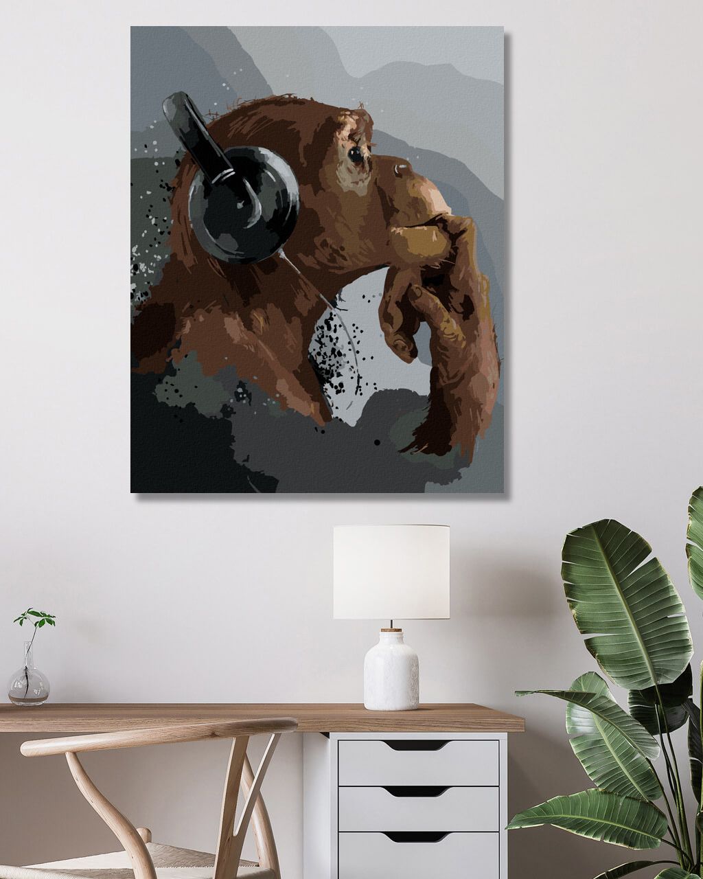 zuty Malování podle čísel - ŠIMPANZ POSLOUCHAJÍCÍ HUDBU - Rozměr: 40x50 cm, Rámování: Varianta: bez rámu a bez vypnutí plátna - obrázek 3