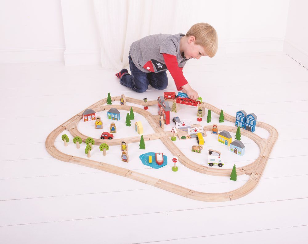 Bigjigs Rail Dřevěná vláčkodráha město a vesnice 101 dílů - obrázek 4