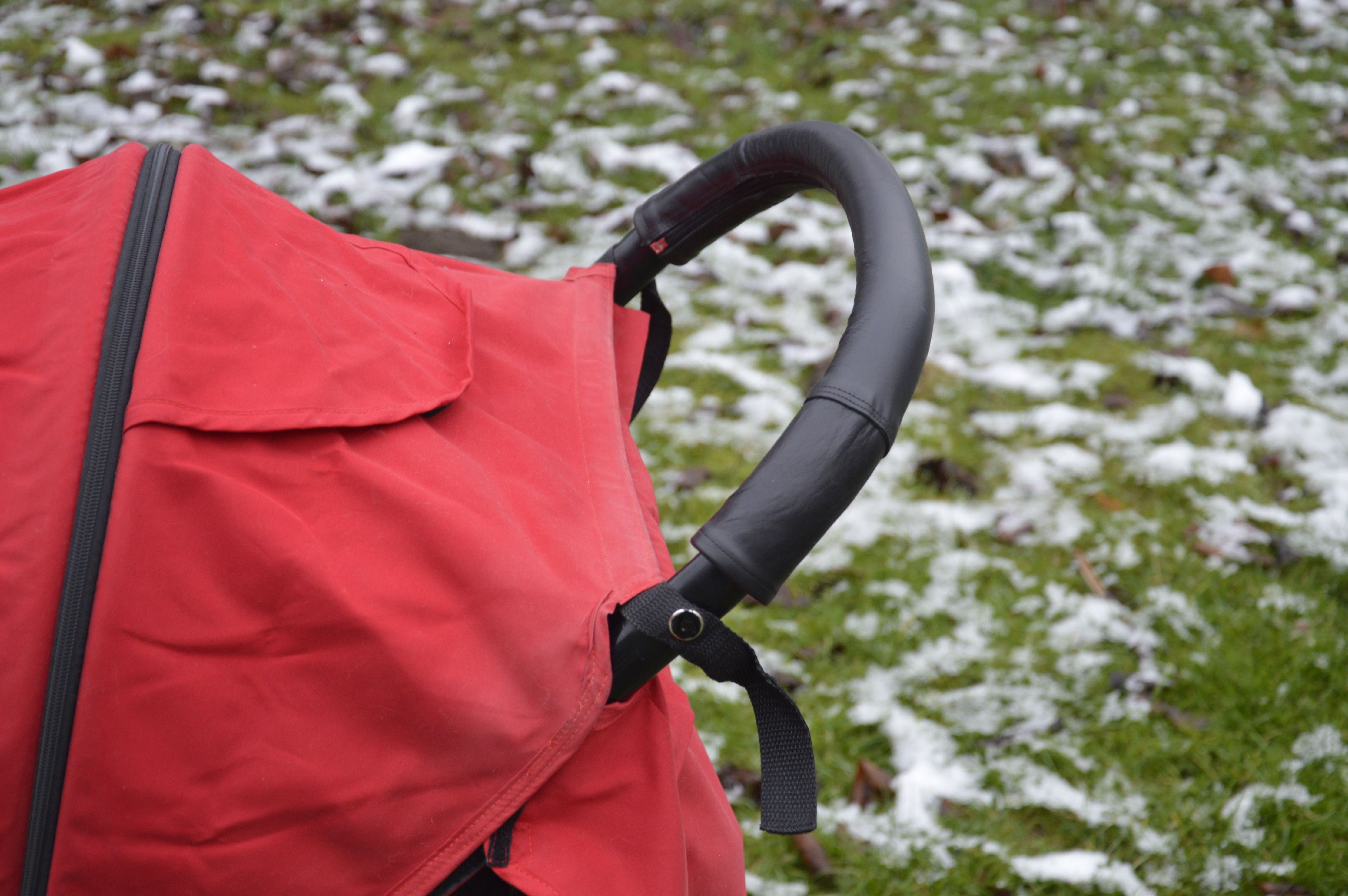 Ma-tata.cz Kožený potah na rukojeť kočárku - rodič Značka kočárku: Cybex, Barva: krémová, Model kočárku: Balios M - obrázek 15