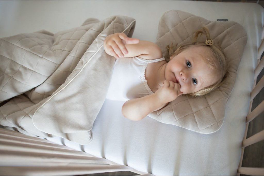 Sametová deka Sleepee Royal Baby šedá - obrázek 4