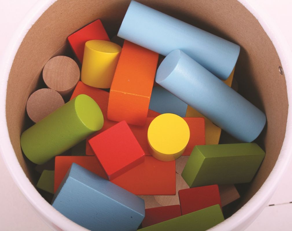 Bigjigs Toys Barevné kostky v kyblíku Bigjigs Baby 50 ks - obrázek 5