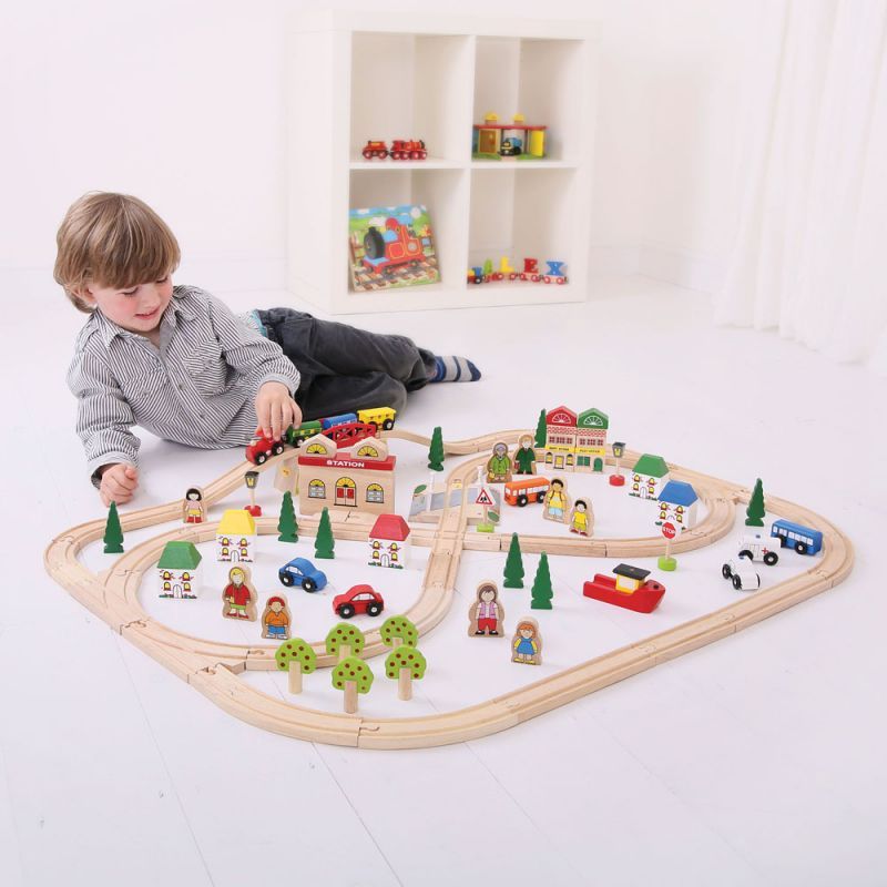 Bigjigs Rail Dřevěná vláčkodráha město a vesnice 101 dílů - obrázek 3