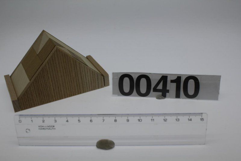 vinco no.17 triangel - obrázek 1