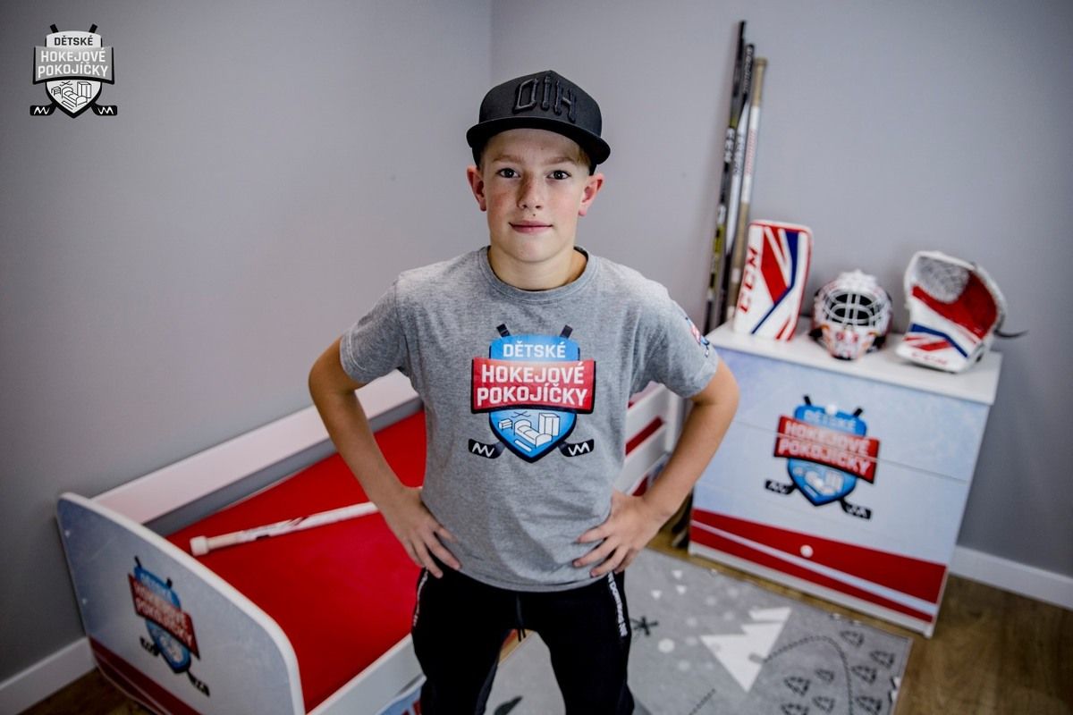Hokejový pokojíček - Mountfield HK  komoda - obrázek 20