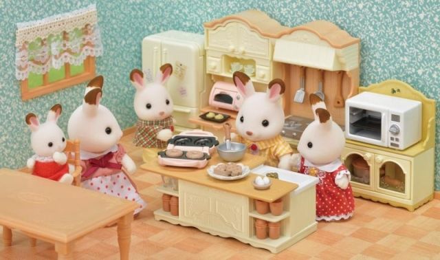 Sylvanian Families - Nábytek - skříň s mikrovlnnou troubou - obrázek 8