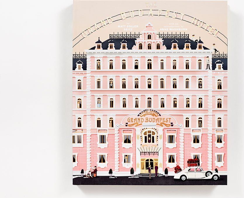 Abrams The Wes Anderson Collection: The Grand Budapest Hotel - obrázek 1