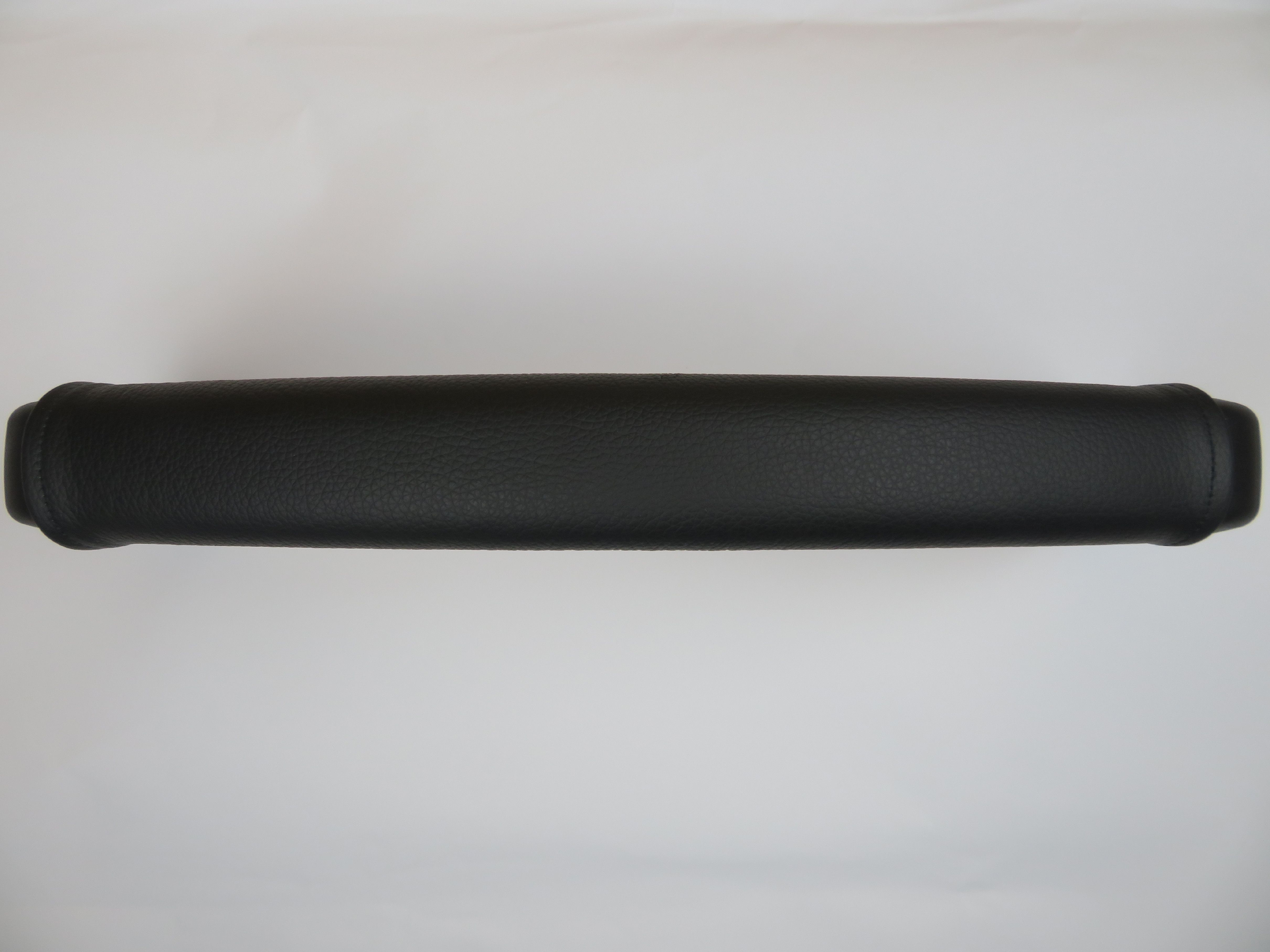 Ma-tata.cz Kožený potah na madlo kočárku Thule - dítě Barva: černá, Rozměry: délka 33 cm, obvod 11 cm, Model kočárku: Thule Glide 2 - obrázek 2